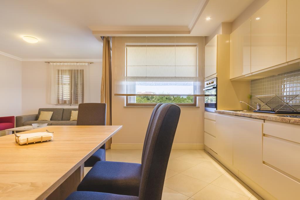 Luxury Apartments Villa Matea Malinska Exterior photo